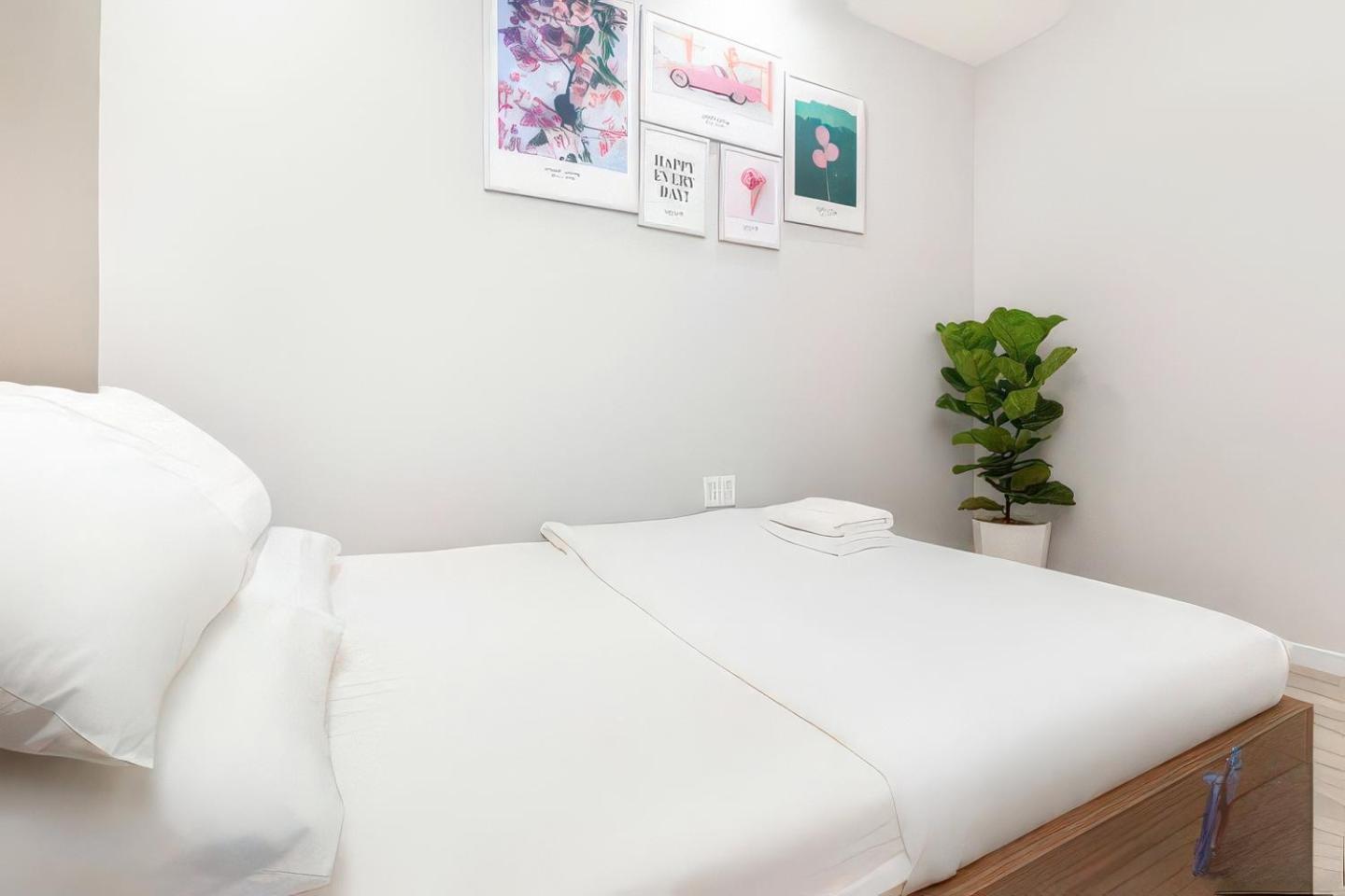 Apartment The Parkview - Very Close Tsn Airport Ho Chi Minh City